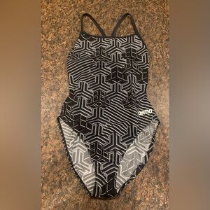 Arena Challenge Back One piece 38